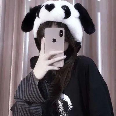广州长隆：熊猫三胞胎老大“萌萌”当妈妈了